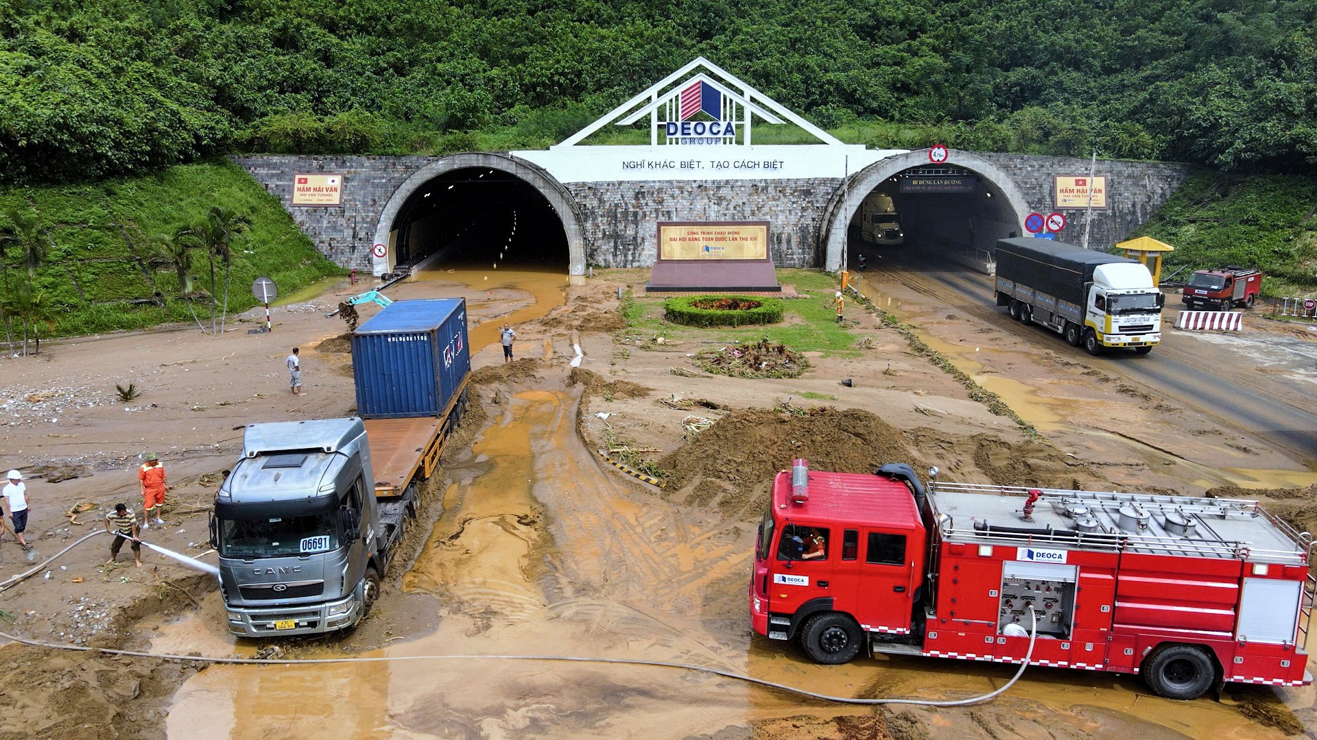 thong ham Hai Van anh 2