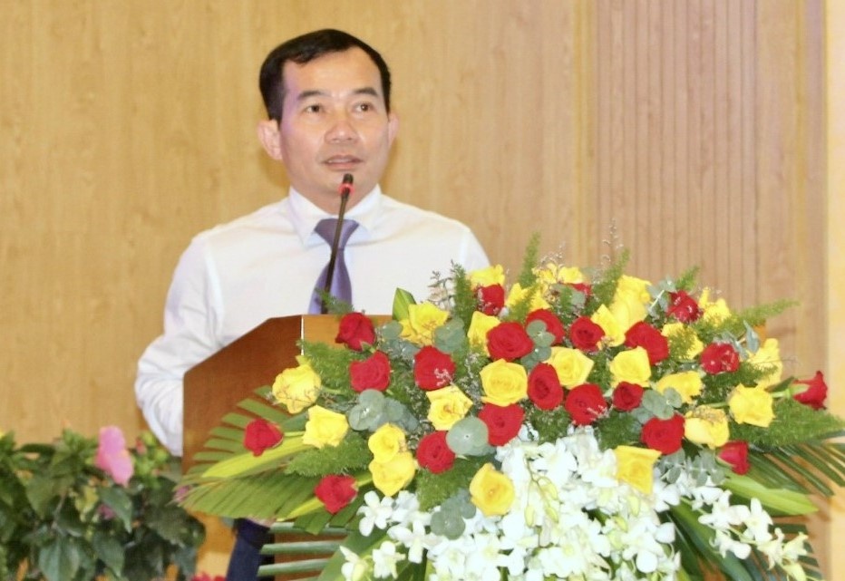 Cach chuc Pho chanh van phong Doan DBQH, HDND tinh Khanh Hoa hinh anh