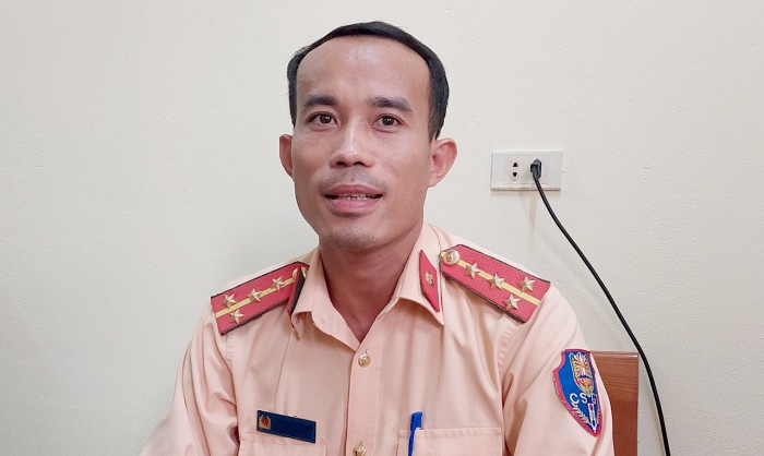 Bo chay khi gap CSGT, lo chan tuong buon ma tuy hinh anh