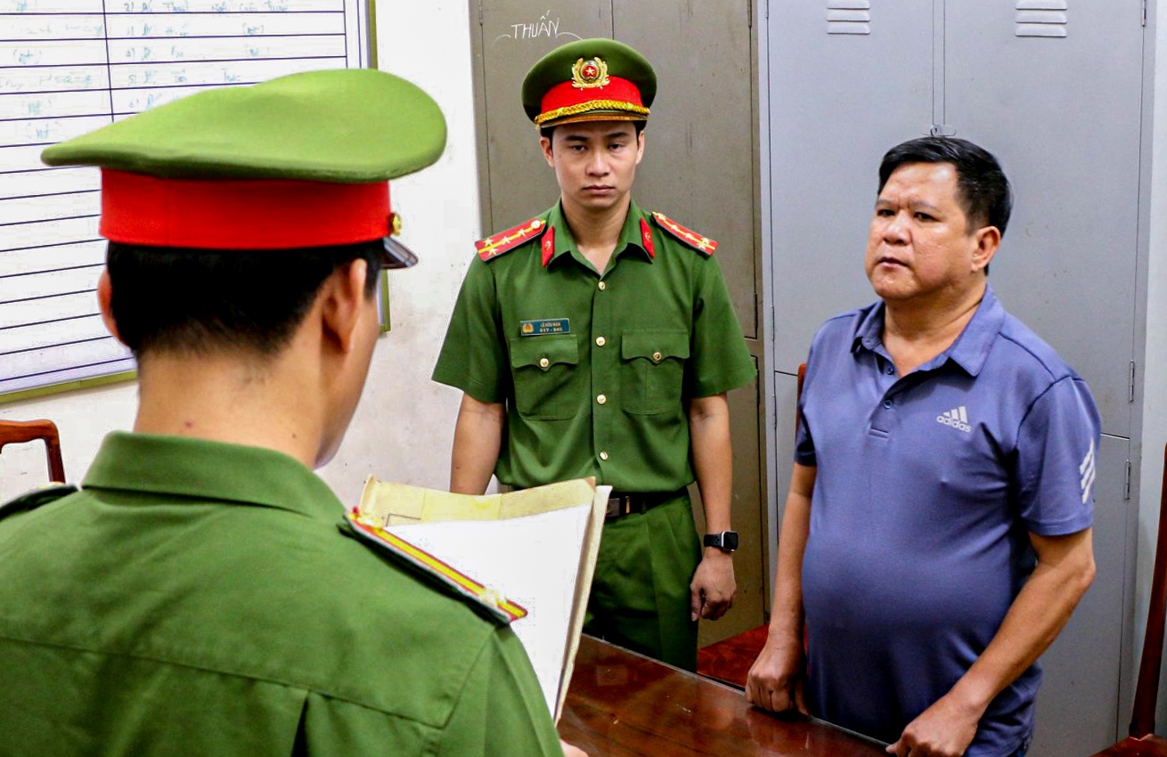 Bat tam giam giam doc buon lau hon 800 tan hat dieu hinh anh