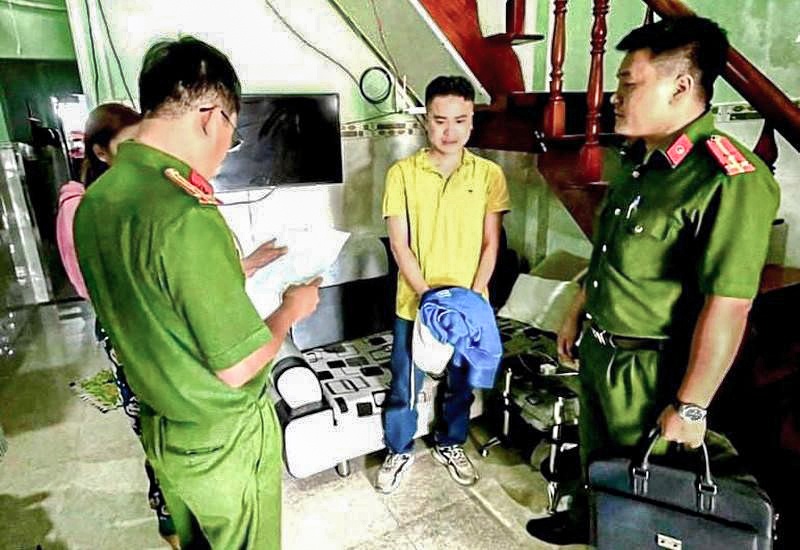 Truy to cuu thieu uy trai giam Thu Duc Z30D lua dao gan mot ty dong hinh anh