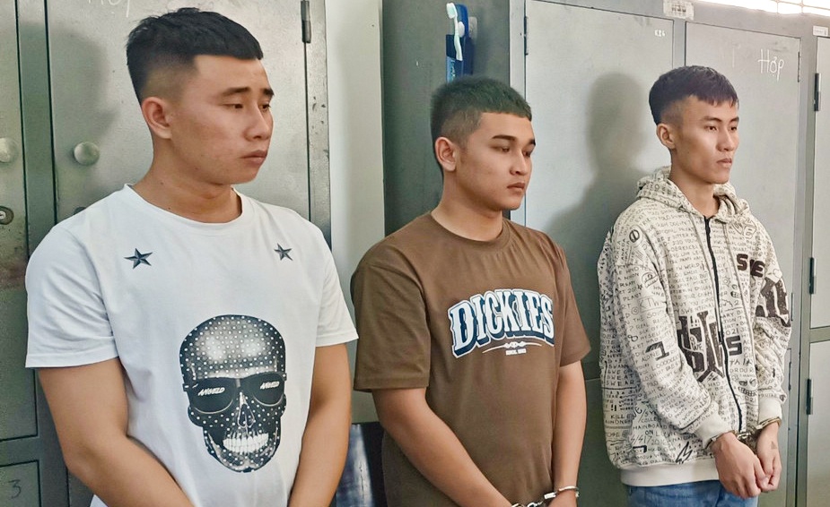 Mang dao tra thu cho ban, dam nan nhan thuong tich 60% hinh anh