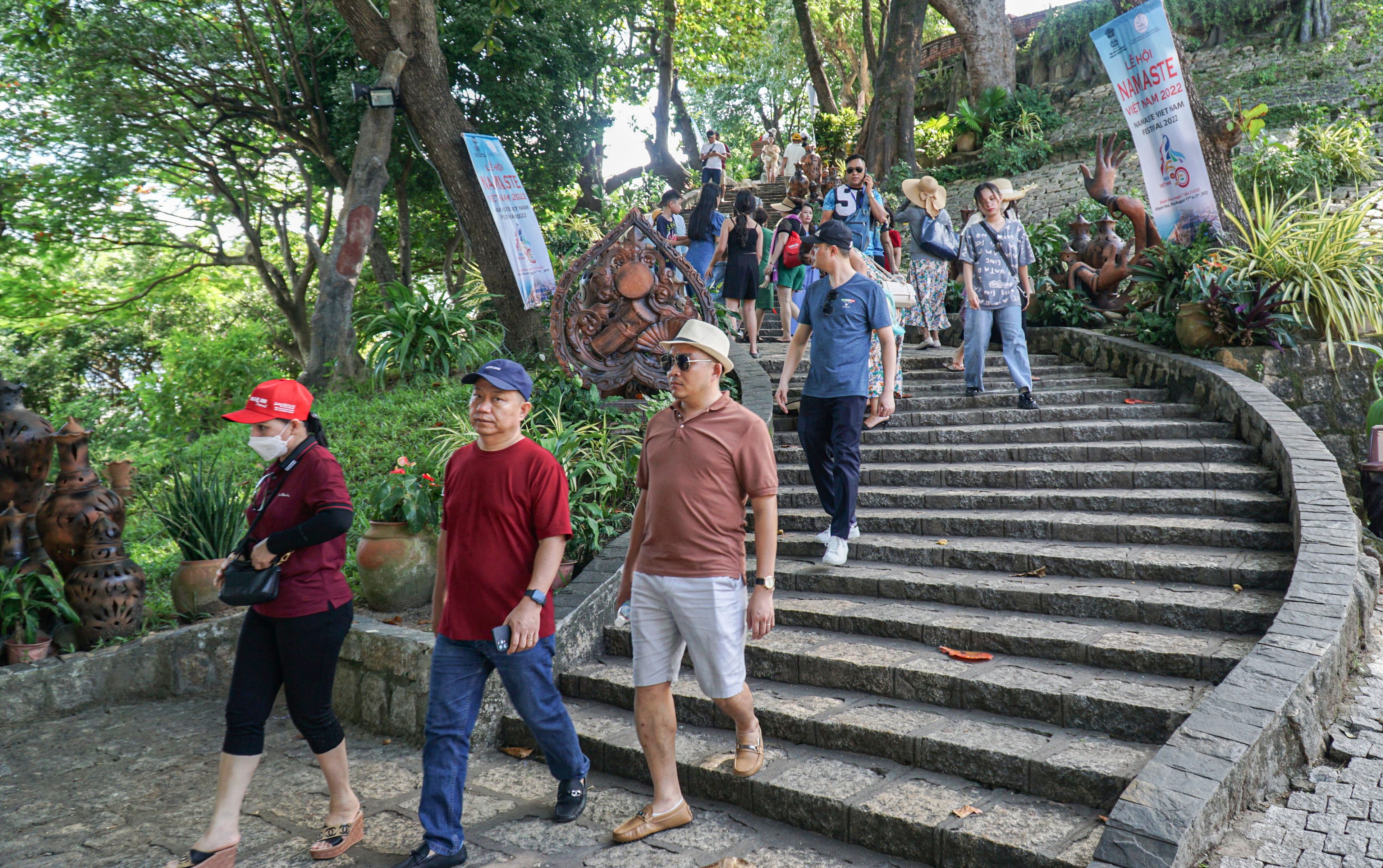 Don khach Han Quoc anh 1