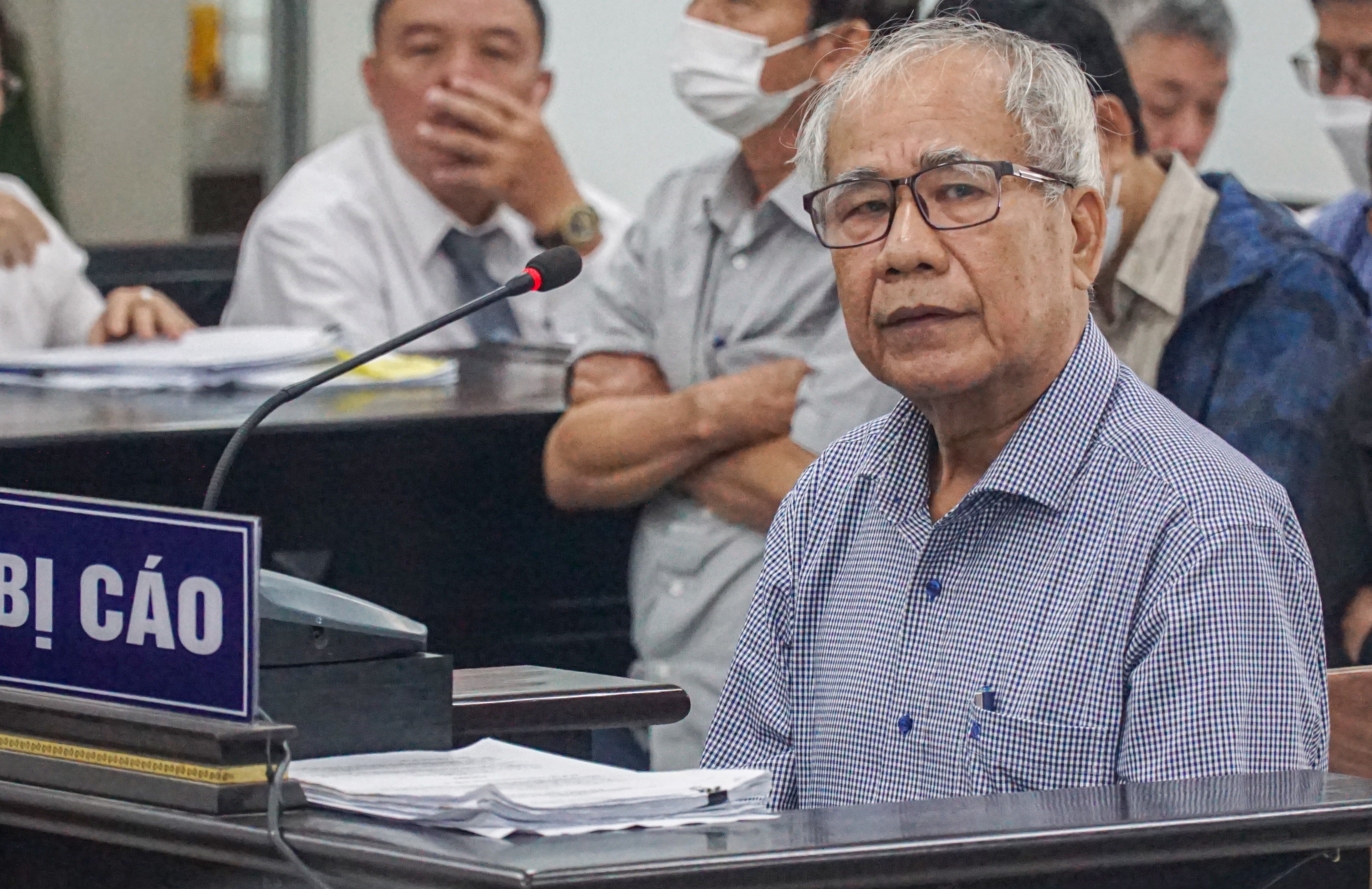 Cuu Pho chu tich Khanh Hoa noi ly do giao dat vang cho doanh nghiep hinh anh