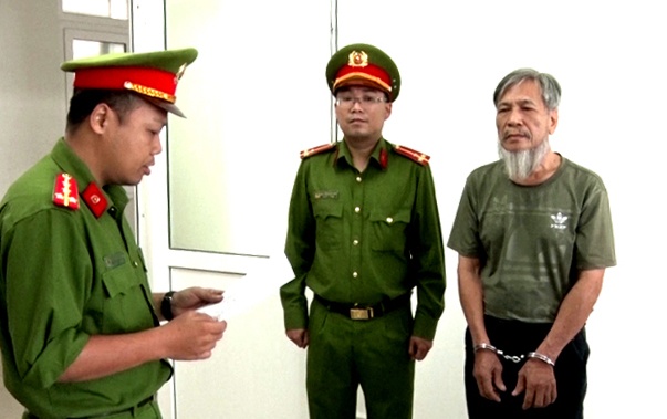 Nguoi dan ong tron truy na 30 nam bi bat o TP.HCM hinh anh