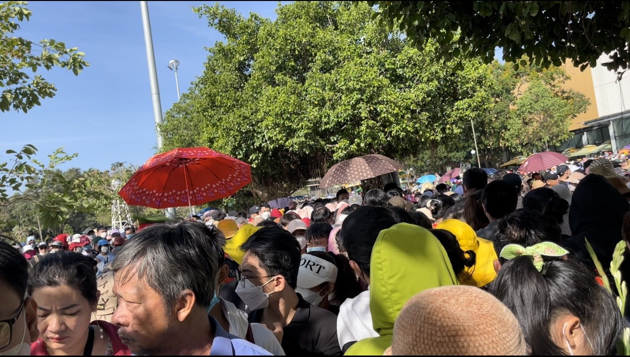 du lich Ba Den anh 4