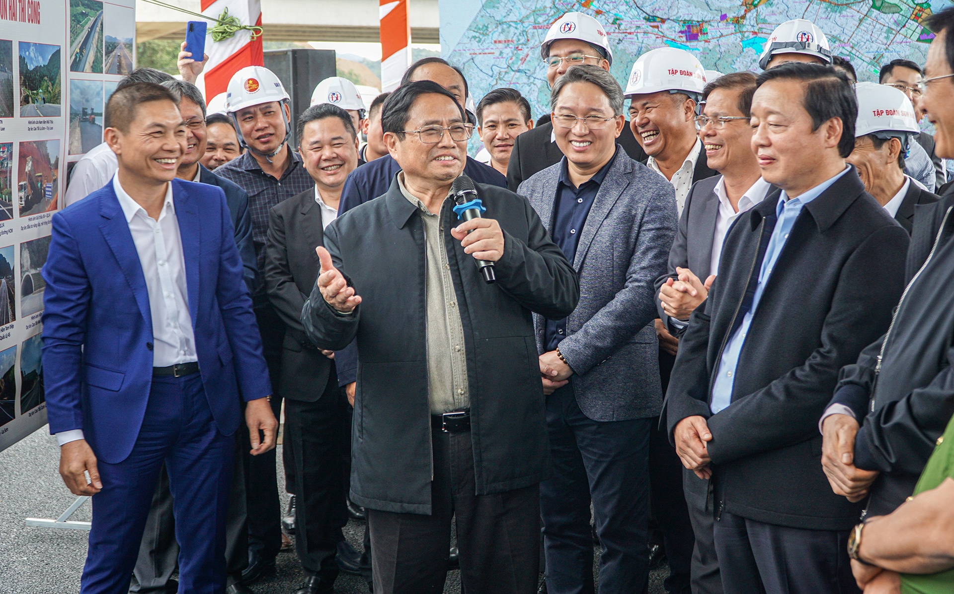 Kiem tra cao toc Nha Trang - Cam Lam, Thu tuong yeu cau day tien do hinh anh