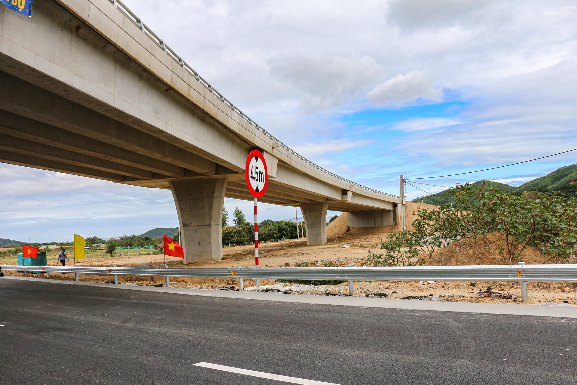 cao toc Bac Nam anh 9