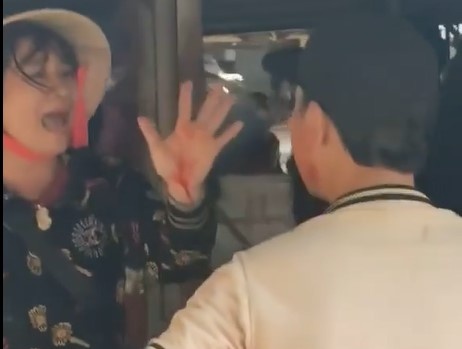 Xac minh clip xo xat giua tieu thuong va nhom nguoi o Phuoc Long hinh anh