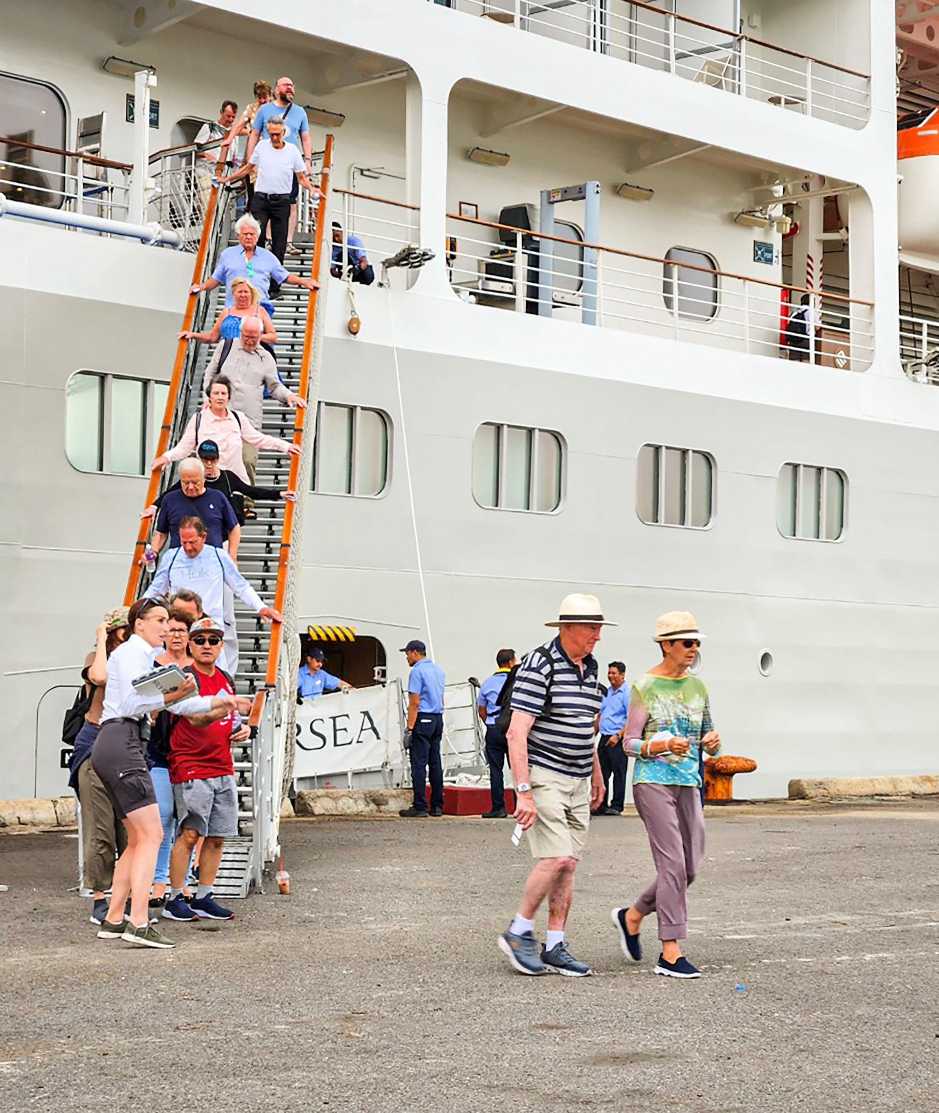 khách đến Nha Trang ảnh 2 khach den Nha Trang anh 2