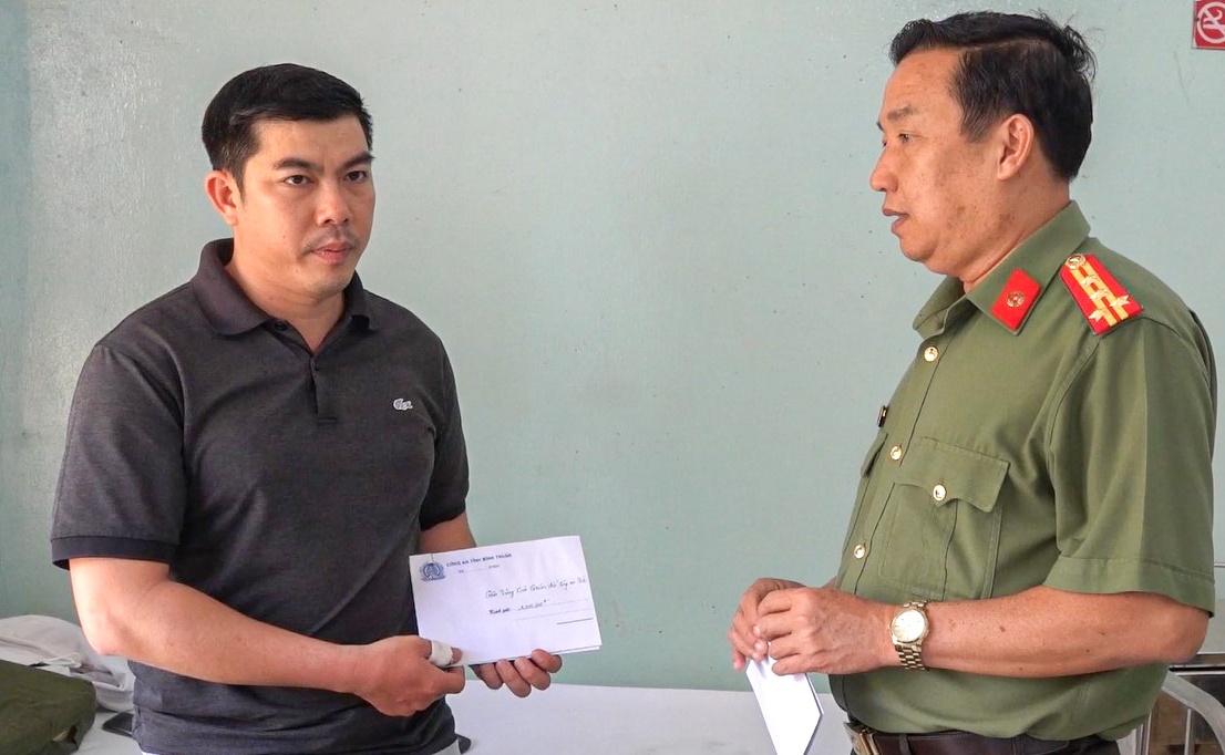 canh sat bi chem anh 1