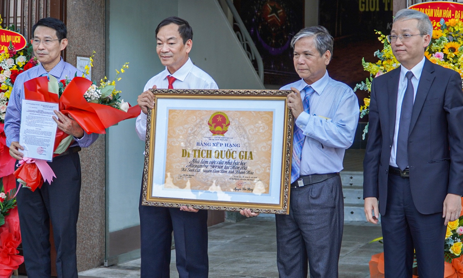 đàn đá 4.000 năm ảnh 1 dan da 4.000 nam anh 1