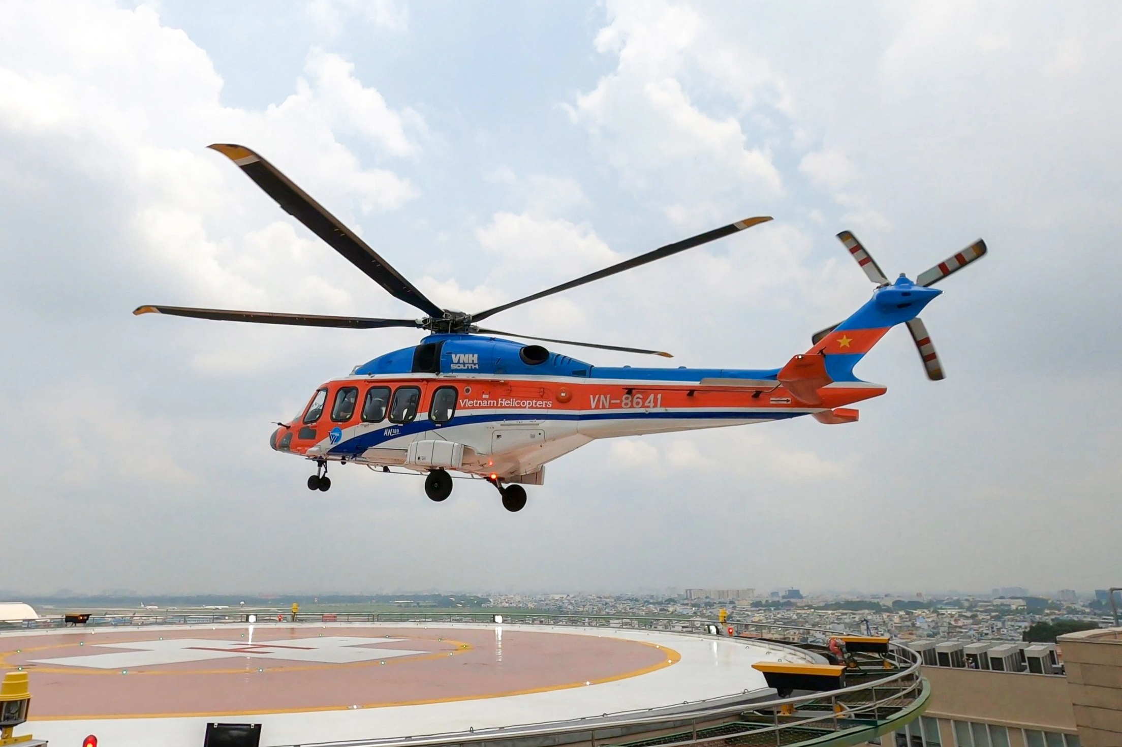 Doanh nghiep de xuat xay khach san co bai dap truc thang o Da Lat hinh anh