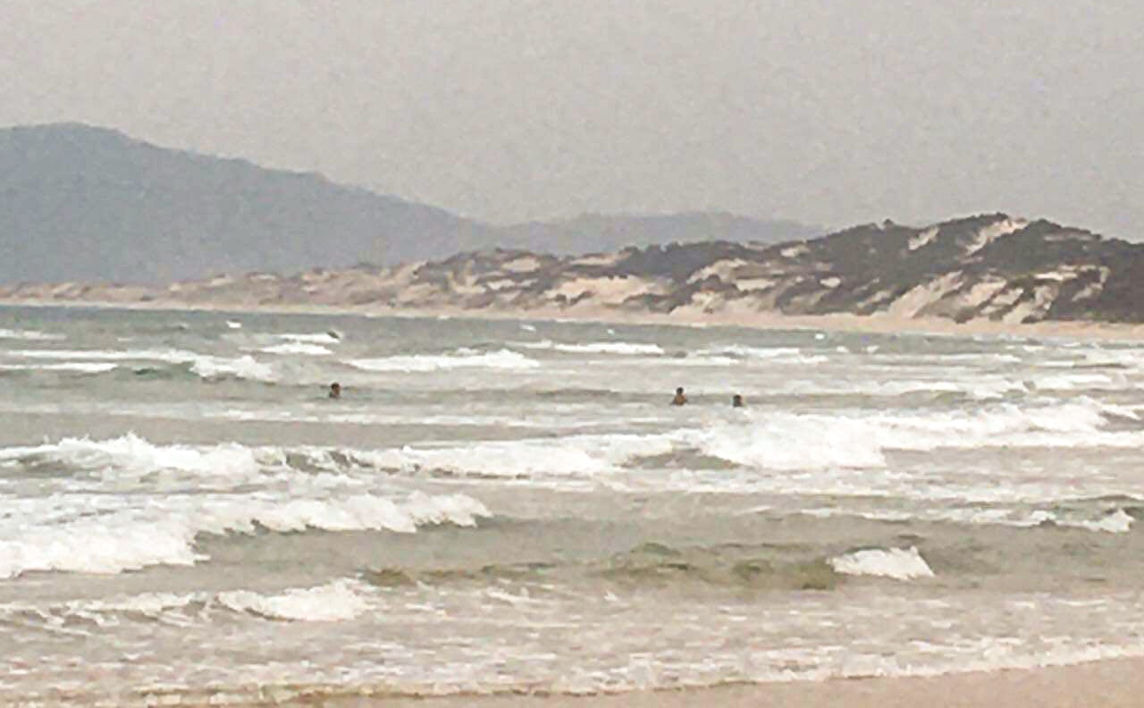 Chua tim thay hoc sinh bi song cuon mat tich hinh anh