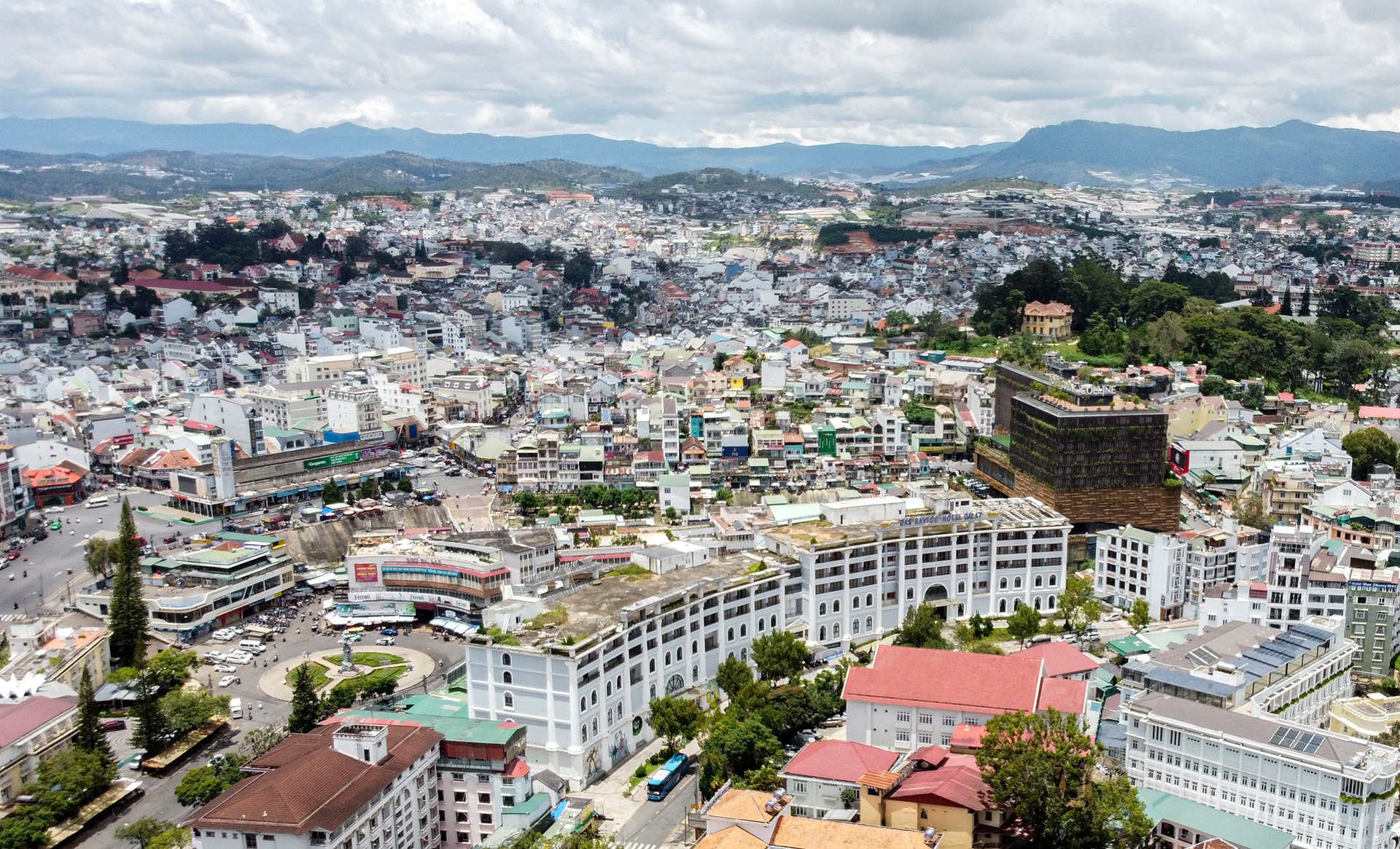 song ao Da Lat anh 11