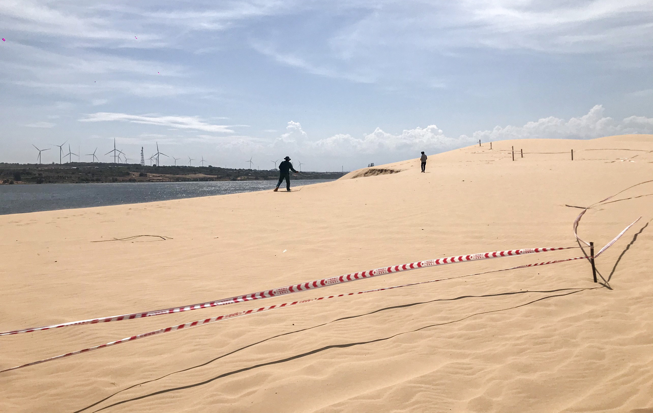 sat lo Bau Trang anh 1