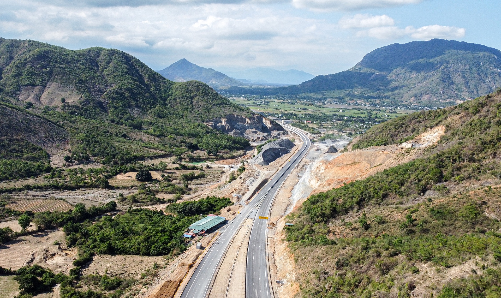 cao toc Cam Lam anh 5