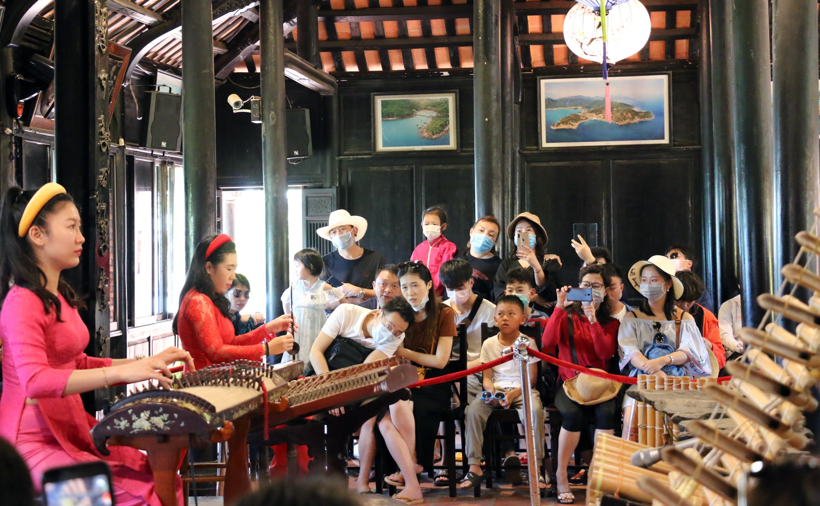 Khanh Hoa toi Trung Quoc quang ba du lich hinh anh