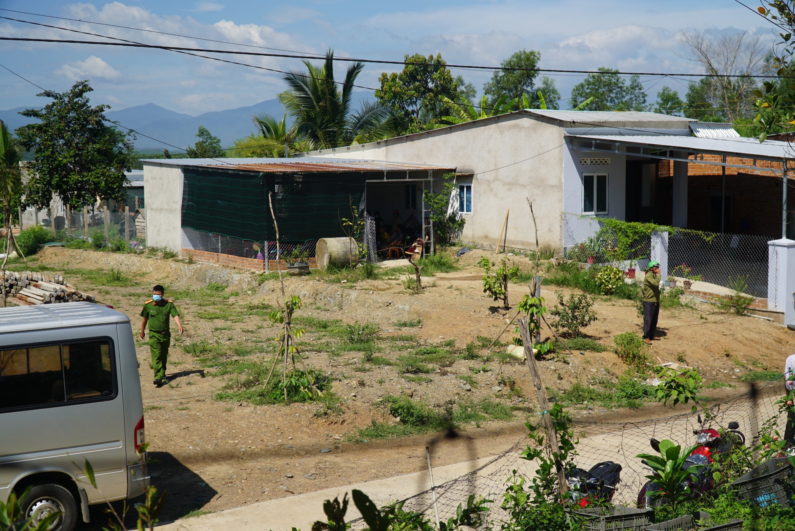 3 nguoi bi sat hai anh 1