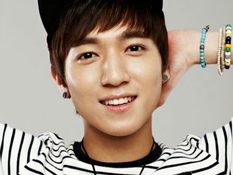 'Ma moi' cua JYP gay chu y vi dep trai giong Lee Min Ho hinh anh