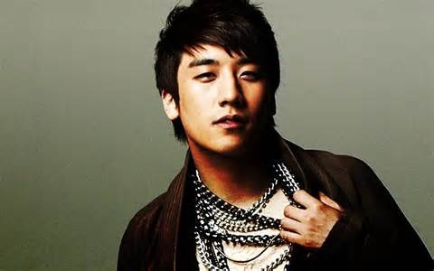 'Strong baby' - ca khuc nhieu tai tieng cua Seungri hinh anh
