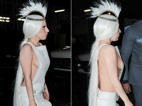 Lady Gaga ho bao, khoe lung tran trong thoi tiet 0 do C hinh anh