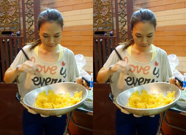 Vào mỗi dịp Tết, Mỹ Tâm thường đích thân vào bếp nấu bánh Tét và làm mứt cho gia đình.