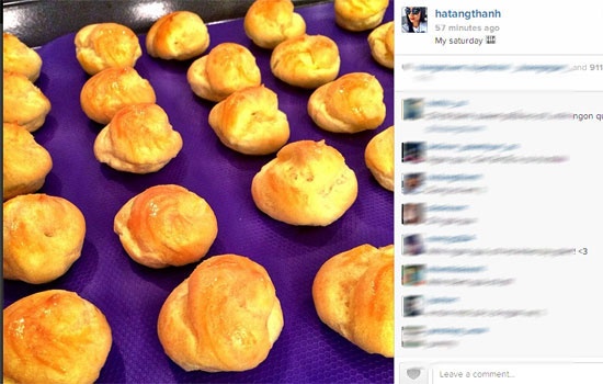 Tăng Thanh Hà nhiều lần chia sẻ cô rất thích tự nấu cho chồng những món ăn mà anh thích. Đó là bí quyết giữ gìn hạnh phúc gia đình của Hà Tăng. Ông xã Louis Nguyễn thường xuyên khoe ảnh món ăn do chính Tăng Thanh Hà nấu.