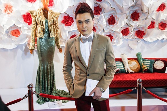 5 nam ca si dinh dam dan vang bong khoi showbiz Viet hinh anh