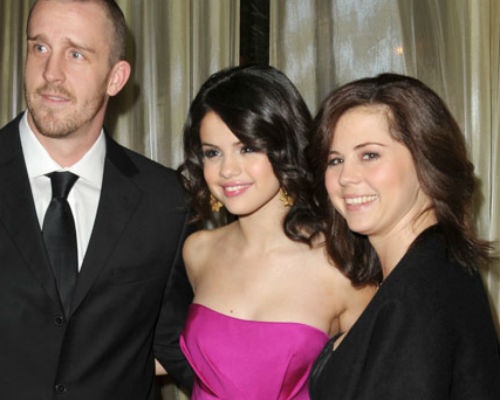 Selena tim nguoi thay the me de vi mau thuan chuyen Justin hinh anh