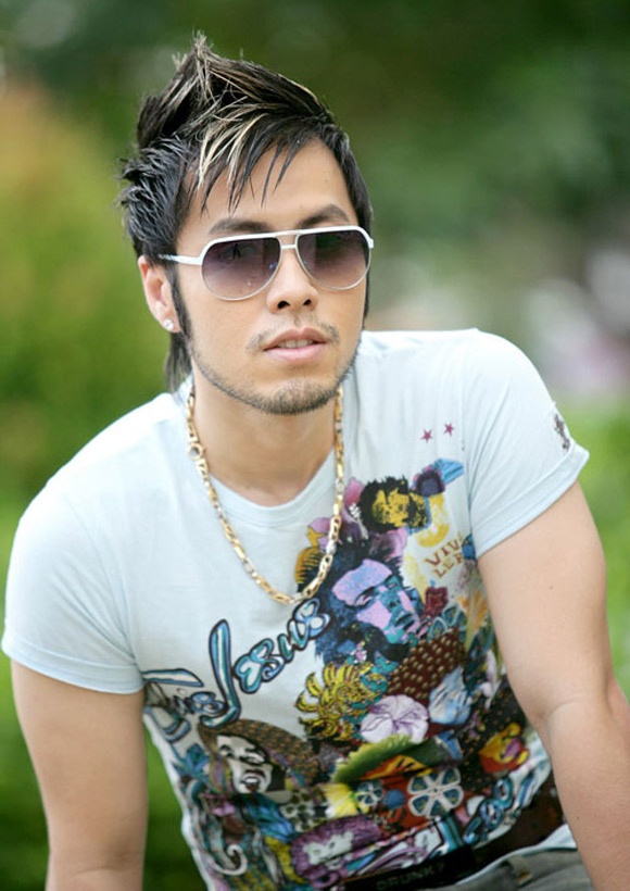 'Cho doi la hanh phuc' - Akira Phan hinh anh