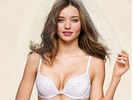 10 chan dai khien dan ong ghen ty vi kha nang kiem tien hinh anh