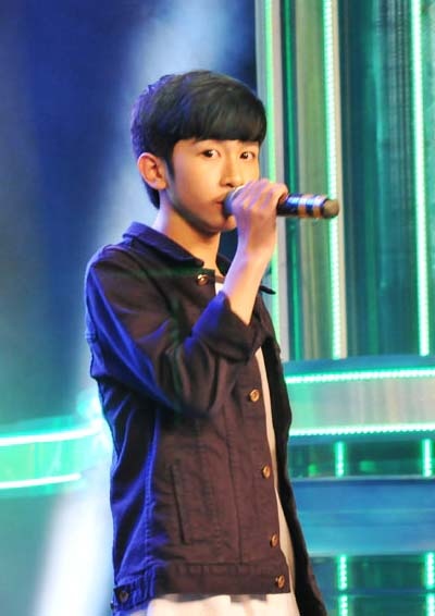 Giám khảo Kim nhận xét, Đỗ Hoàng Dương (15 tuổi) đã chọn sai ca khúc với Love on top. Phần trình diễn non yếu của giọng ca 15 tuổi đã không thuyết phục được các giám khảo. 