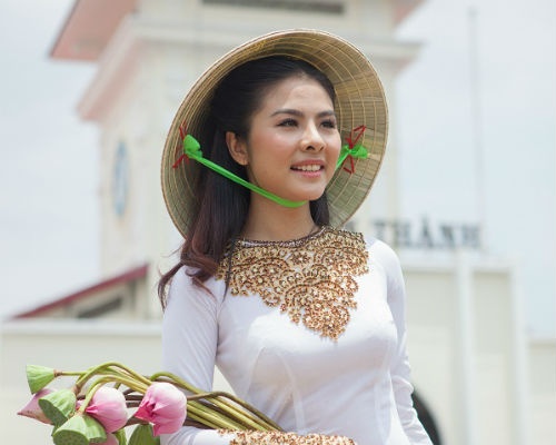 Van Trang lam dai su LHP Viet Nam tai Han Quoc hinh anh