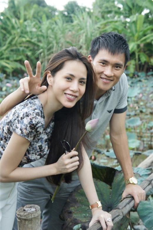 Thủy Tiên - Công Vinh được ví như là cặp đôi Vic-Becks của showbiz Việt. Họ đều là những con người có tài năng, biết kiếm tiền và cũng biết cách tiêu tiền một cách hợp lý.