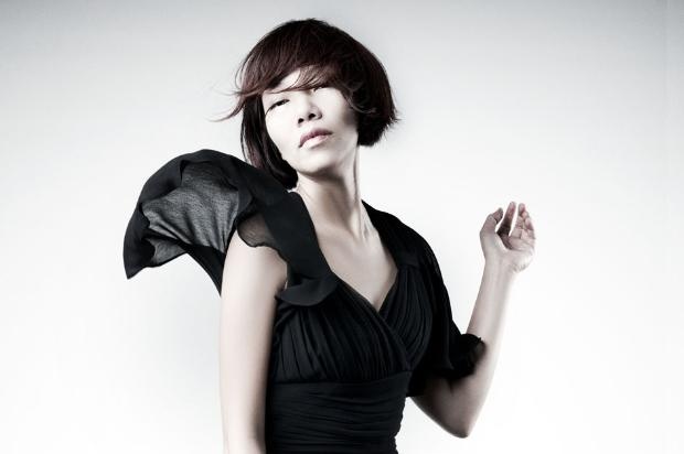 'Chi co show lon moi toi thi biet sao gio?' hinh anh