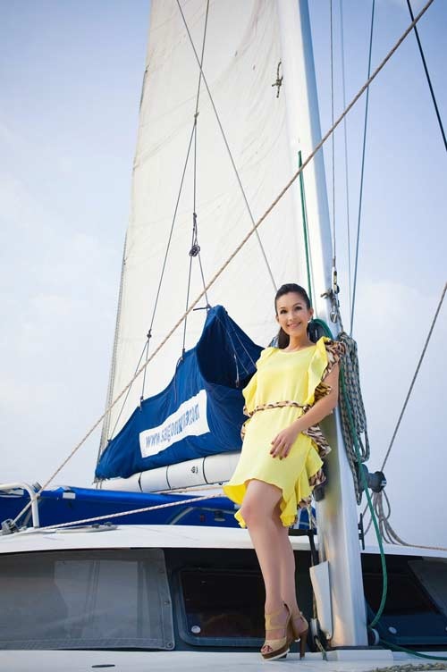 Nữ hoàng ảnh lịch Diễm My cũng sở hữu du thuyền riêng.