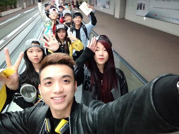 Thi sinh Ngoi sao Viet rang ro tren dat Han hinh anh