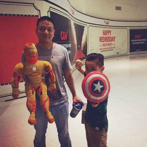 Andy rất thương yêu và chiều chuộng bé Sonic, trong lòng anh từ lâu đã coi Sonic như con đẻ của mình.