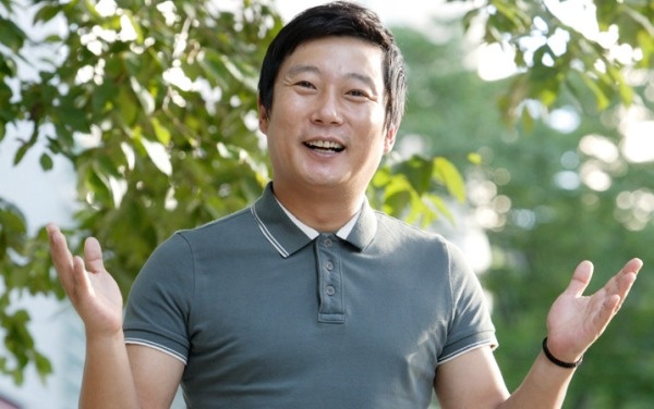 MC Lee Soo Geun.