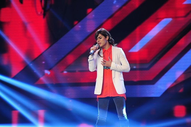 Bùi Caroon tham gia nhiều cuộc thi ca hát nhưng anh vẫn lận đận, chưa tìm thấy chỗ đứng trong showbiz. Mặc dù từng thi The Voice 2012, thuộc đội của HLV Hồ Ngọc Hà nhưng may mắn vẫn chưa mỉm cười với anh. Không muốn gây nhàm chán cho mọi người, Bùi Caroon đến với X Factor bằng một danh phận khác với tên mới Khải Tâm. Không ai nhận ra anh, ngay cả Hồ Ngọc Hà khi nam ca sĩ hóa trang thành một cô gái.  