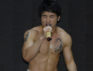 Nhung sao nam co hinh the dang mo uoc cua showbiz Viet hinh anh