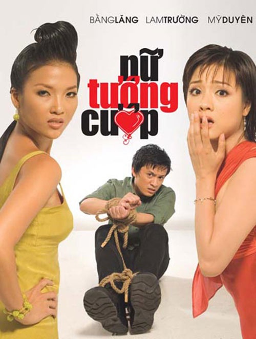 Bằng Lăng, Lam Trường và Mỹ Duyên trong phim Nữ tướng cướp.