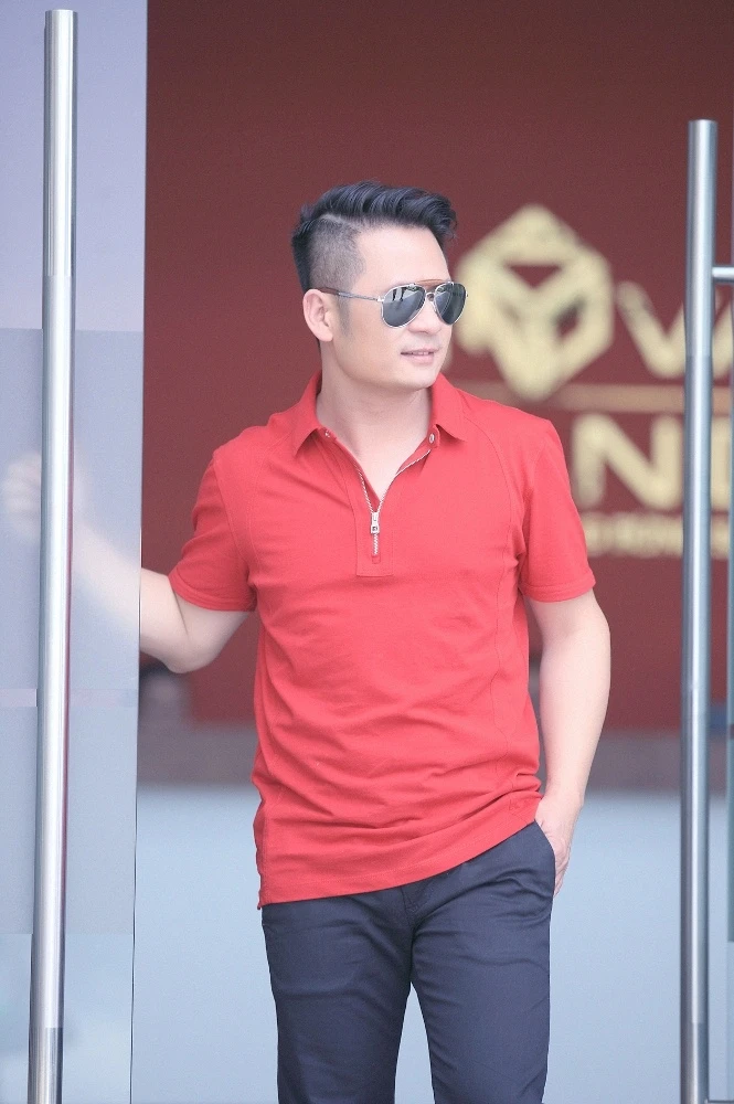 Ngay sau khi tậu xong nhà mới, giọng ca 