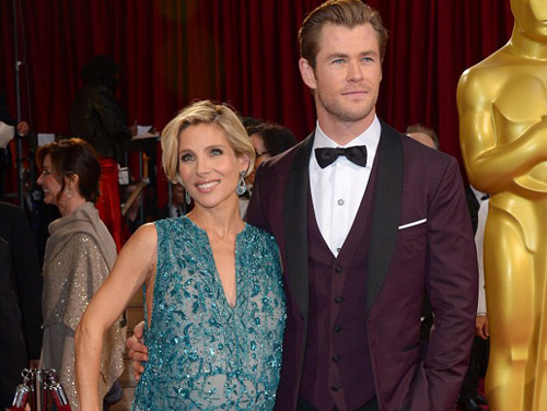 Vo chong 'Than Sam' khoe anh cap song sinh dang yeu hinh anh