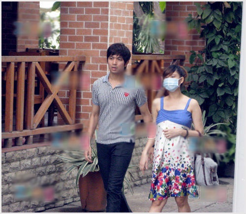 Hình ảnh đầu tiên khi Trương Quỳnh Anh mang bầu với Tim được công khai.