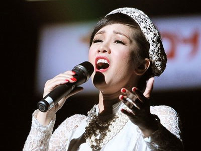 Ca si 'that hoc' hinh anh