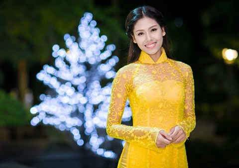  Á hậu Nguyễn Thị Loan.