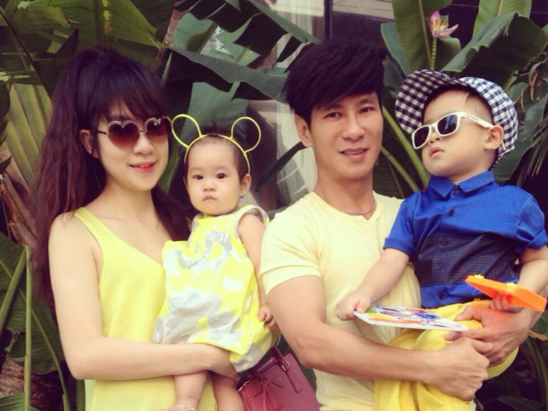 1/6 am ap cua cau am, co chieu nha sao Viet hinh anh