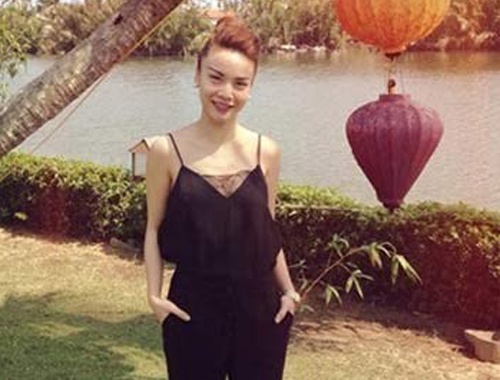 Sao Viet ram ro chon quan baggy thoi bay nang nong hinh anh